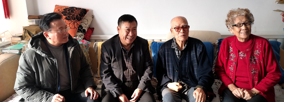 沈陽分院領(lǐng)導走訪慰問離退休老干部、困難黨員及困難職工