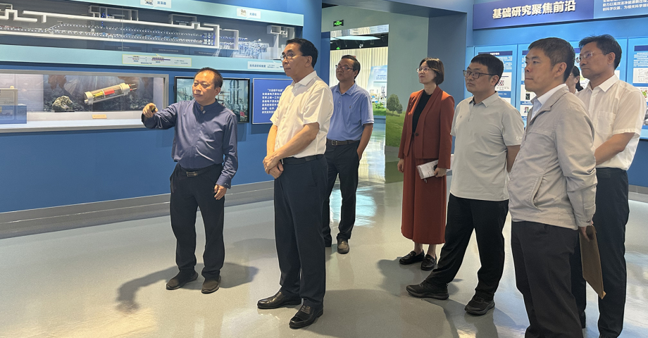 白春禮調研大連化物所