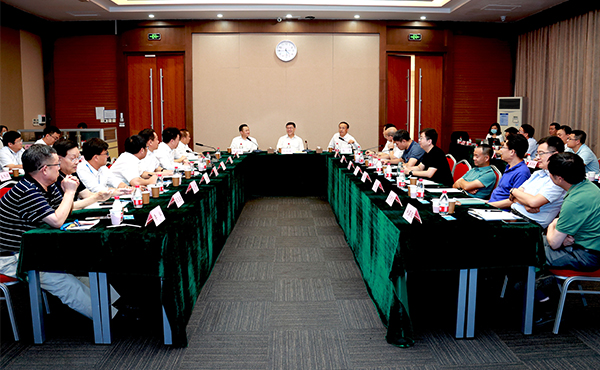 陰和俊調研大連化物所